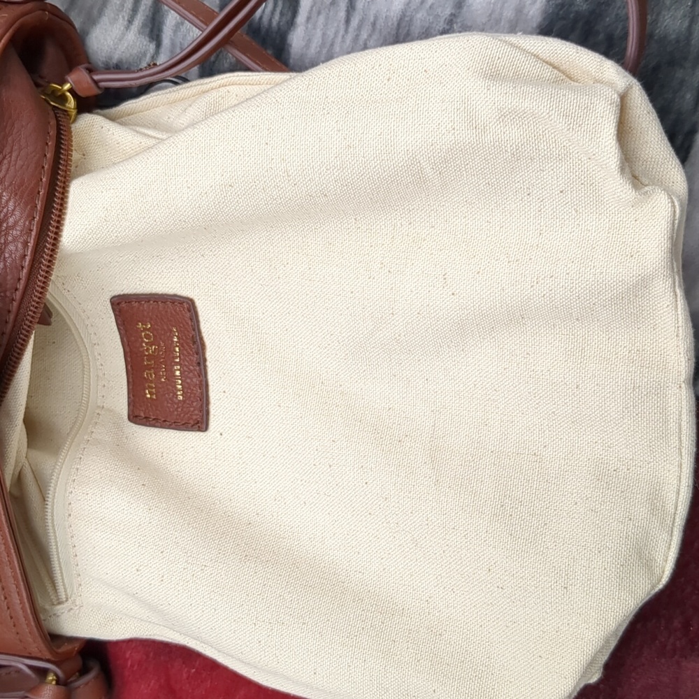 Margo leather crossbody - Picture 7 of 10